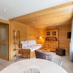 Deux Vallees 3 *