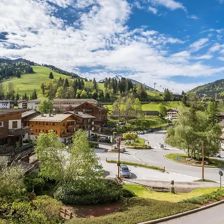 Deux Vallees 3 *